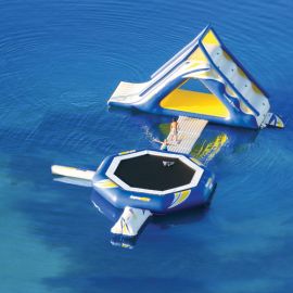 Trampoline aquatique